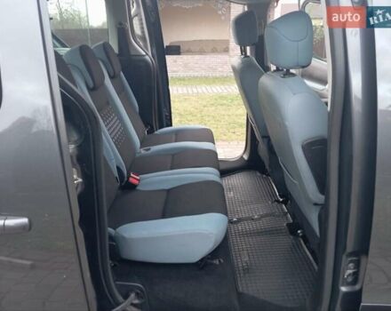 Сірий Сітроен Берлінго, об'ємом двигуна 1.6 л та пробігом 251 тис. км за 8350 $, фото 21 на Automoto.ua