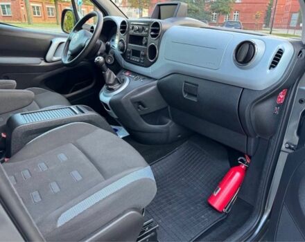 Сірий Сітроен Берлінго, об'ємом двигуна 1.6 л та пробігом 249 тис. км за 5800 $, фото 19 на Automoto.ua