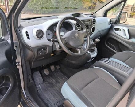 Серый Ситроен Берлинго, объемом двигателя 1.6 л и пробегом 200 тыс. км за 5500 $, фото 6 на Automoto.ua