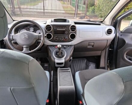 Серый Ситроен Берлинго, объемом двигателя 1.6 л и пробегом 200 тыс. км за 5500 $, фото 7 на Automoto.ua