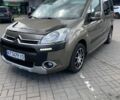 Серый Ситроен Берлинго, объемом двигателя 1.56 л и пробегом 290 тыс. км за 8700 $, фото 1 на Automoto.ua