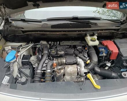 Сітроен Берлінго 2014 у Житомирі на Automoto.ua Сірий Сітроен Берлінго, об'ємом двигуна 1.56 л та пробігом 206 тис. км за 9250 $, фото 11 на Automoto.ua