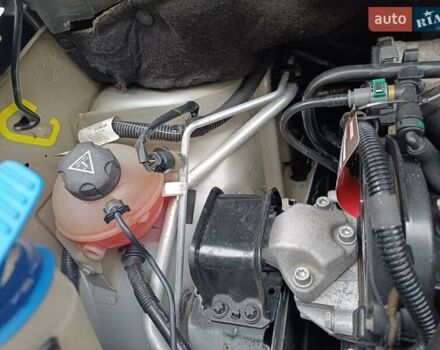 Серый Ситроен Берлинго, объемом двигателя 1.56 л и пробегом 206 тыс. км за 9250 $, фото 15 на Automoto.ua