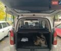 Сітроен Берлінго 2014 у Житомирі на Automoto.ua Сірий Сітроен Берлінго, об'ємом двигуна 1.56 л та пробігом 206 тис. км за 9250 $, фото 3 на Automoto.ua