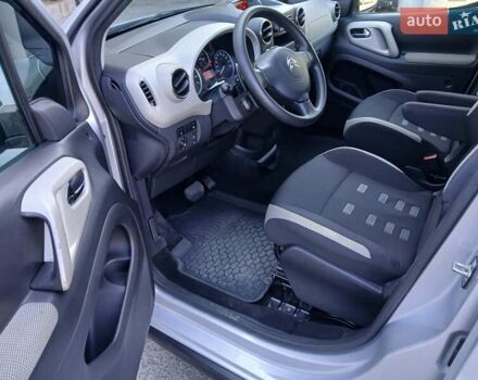 Сірий Сітроен Берлінго, об'ємом двигуна 1.56 л та пробігом 174 тис. км за 9999 $, фото 10 на Automoto.ua