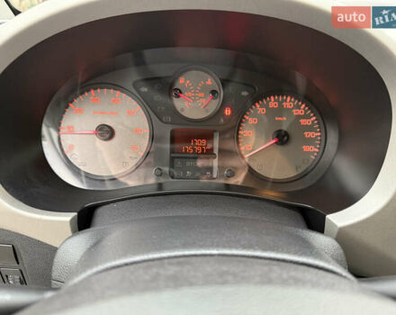 Серый Ситроен Берлинго, объемом двигателя 1.6 л и пробегом 175 тыс. км за 9700 $, фото 17 на Automoto.ua