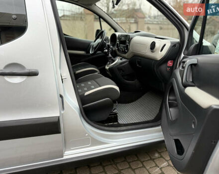 Серый Ситроен Берлинго, объемом двигателя 1.6 л и пробегом 175 тыс. км за 9700 $, фото 12 на Automoto.ua