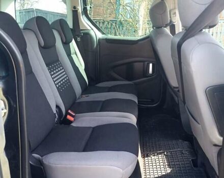 Серый Ситроен Берлинго, объемом двигателя 1.6 л и пробегом 225 тыс. км за 9600 $, фото 2 на Automoto.ua