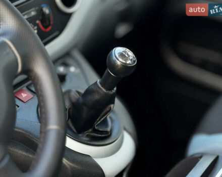 Серый Ситроен Берлинго, объемом двигателя 1.6 л и пробегом 206 тыс. км за 9700 $, фото 37 на Automoto.ua