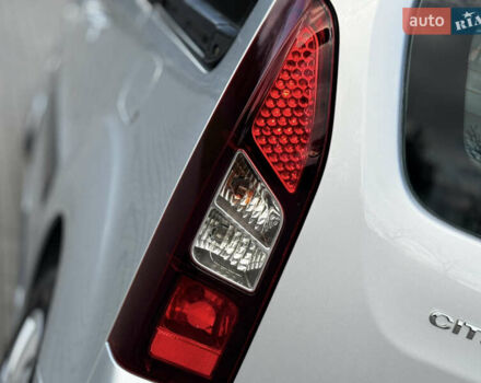 Серый Ситроен Берлинго, объемом двигателя 1.6 л и пробегом 206 тыс. км за 9700 $, фото 25 на Automoto.ua