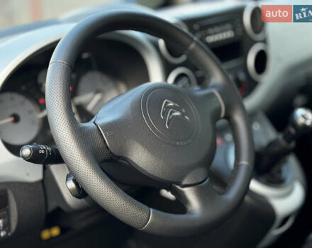 Серый Ситроен Берлинго, объемом двигателя 1.6 л и пробегом 206 тыс. км за 9700 $, фото 36 на Automoto.ua