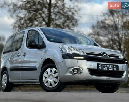 Серый Ситроен Берлинго, объемом двигателя 1.6 л и пробегом 206 тыс. км за 9700 $, фото 2 на Automoto.ua