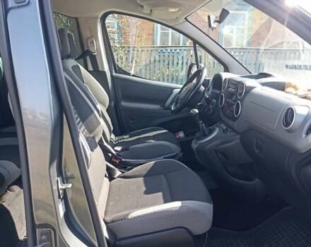 Серый Ситроен Берлинго, объемом двигателя 1.6 л и пробегом 225 тыс. км за 9600 $, фото 12 на Automoto.ua