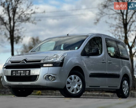 Серый Ситроен Берлинго, объемом двигателя 1.6 л и пробегом 206 тыс. км за 9700 $, фото 1 на Automoto.ua