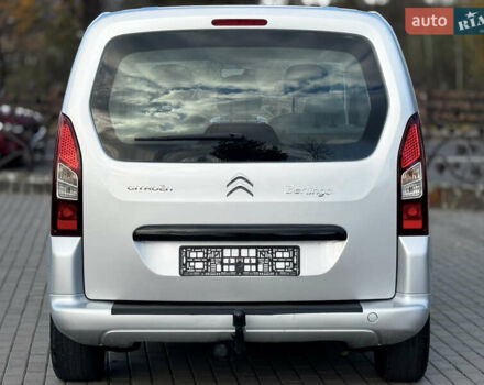 Серый Ситроен Берлинго, объемом двигателя 1.6 л и пробегом 206 тыс. км за 9700 $, фото 24 на Automoto.ua