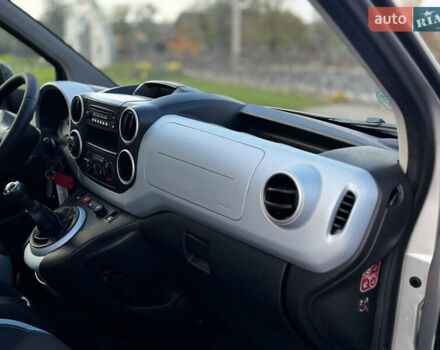 Серый Ситроен Берлинго, объемом двигателя 1.6 л и пробегом 206 тыс. км за 9700 $, фото 44 на Automoto.ua