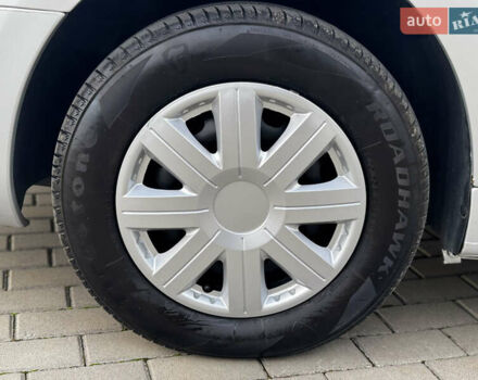 Серый Ситроен Берлинго, объемом двигателя 1.6 л и пробегом 206 тыс. км за 9700 $, фото 18 на Automoto.ua