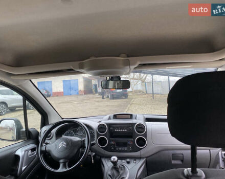 Серый Ситроен Берлинго, объемом двигателя 1.6 л и пробегом 239 тыс. км за 10900 $, фото 28 на Automoto.ua