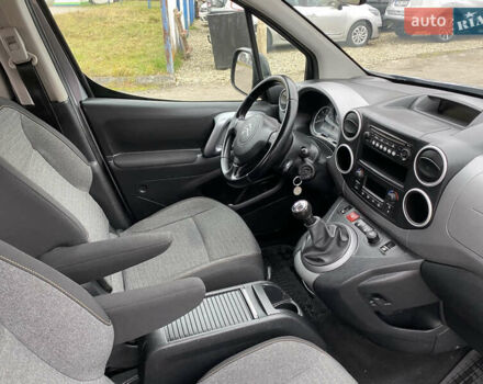 Серый Ситроен Берлинго, объемом двигателя 1.6 л и пробегом 239 тыс. км за 10900 $, фото 27 на Automoto.ua