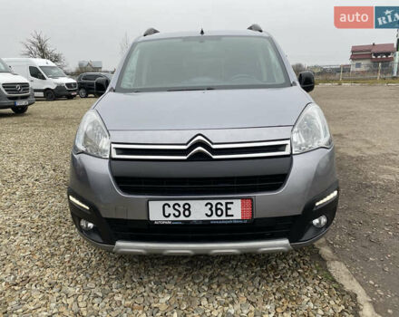 Серый Ситроен Берлинго, объемом двигателя 1.6 л и пробегом 239 тыс. км за 10900 $, фото 2 на Automoto.ua
