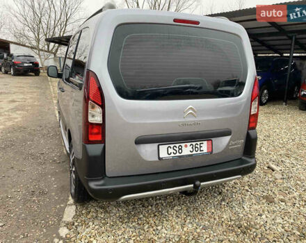 Серый Ситроен Берлинго, объемом двигателя 1.6 л и пробегом 239 тыс. км за 10900 $, фото 11 на Automoto.ua