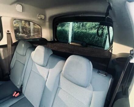 Сірий Сітроен Берлінго, об'ємом двигуна 1.6 л та пробігом 213 тис. км за 11000 $, фото 14 на Automoto.ua