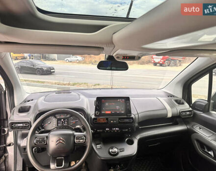Серый Ситроен Берлинго, объемом двигателя 1.5 л и пробегом 161 тыс. км за 16225 $, фото 11 на Automoto.ua