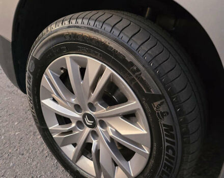 Серый Ситроен Берлинго, объемом двигателя 1.6 л и пробегом 93 тыс. км за 19999 $, фото 21 на Automoto.ua