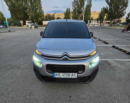 Серый Ситроен Берлинго, объемом двигателя 1.6 л и пробегом 93 тыс. км за 19999 $, фото 31 на Automoto.ua