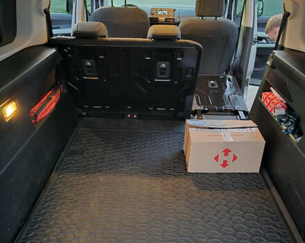 Серый Ситроен Берлинго, объемом двигателя 1.6 л и пробегом 93 тыс. км за 19999 $, фото 17 на Automoto.ua