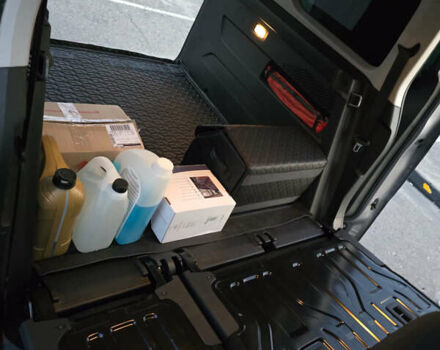 Серый Ситроен Берлинго, объемом двигателя 1.6 л и пробегом 93 тыс. км за 19999 $, фото 14 на Automoto.ua