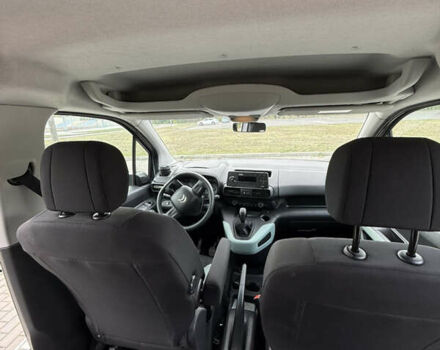 Серый Ситроен Берлинго, объемом двигателя 1.56 л и пробегом 27 тыс. км за 20999 $, фото 18 на Automoto.ua