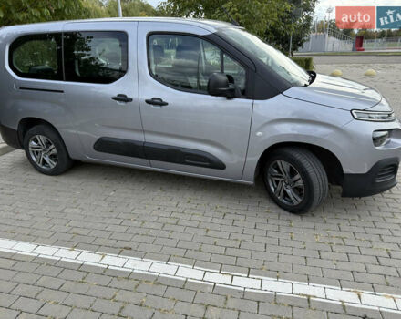 Серый Ситроен Берлинго, объемом двигателя 1.56 л и пробегом 27 тыс. км за 20999 $, фото 12 на Automoto.ua