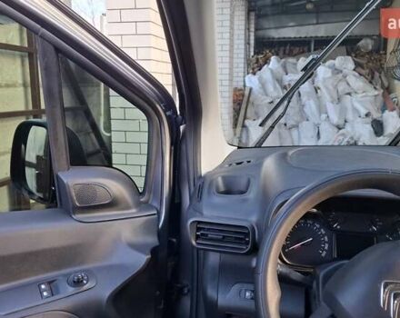 Сірий Сітроен Берлінго, об'ємом двигуна 1.5 л та пробігом 40 тис. км за 20383 $, фото 13 на Automoto.ua