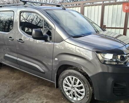 Сірий Сітроен Берлінго, об'ємом двигуна 1.5 л та пробігом 40 тис. км за 20383 $, фото 1 на Automoto.ua