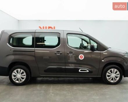 Сірий Сітроен Берлінго, об'ємом двигуна 1.5 л та пробігом 27 тис. км за 23589 $, фото 5 на Automoto.ua