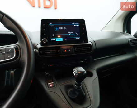 Сірий Сітроен Берлінго, об'ємом двигуна 1.5 л та пробігом 27 тис. км за 23589 $, фото 14 на Automoto.ua