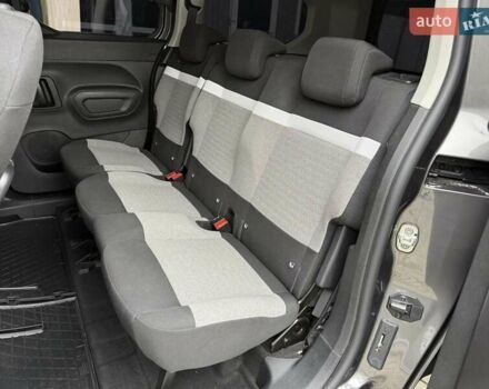 Сірий Сітроен Берлінго, об'ємом двигуна 1.5 л та пробігом 44 тис. км за 23500 $, фото 47 на Automoto.ua