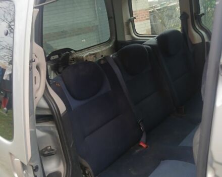 Серый Ситроен Берлинго, объемом двигателя 2 л и пробегом 350 тыс. км за 1250 $, фото 8 на Automoto.ua