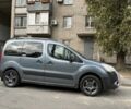 Серый Ситроен Берлинго, объемом двигателя 1.6 л и пробегом 250 тыс. км за 7500 $, фото 1 на Automoto.ua