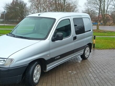 Серый Ситроен Берлинго, объемом двигателя 1.9 л и пробегом 277 тыс. км за 3999 $, фото 1 на Automoto.ua