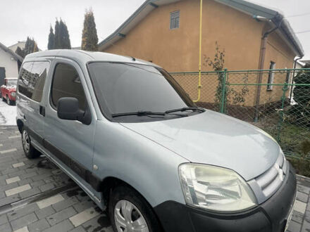 Серый Ситроен Берлинго, объемом двигателя 1.9 л и пробегом 343 тыс. км за 3350 $, фото 1 на Automoto.ua