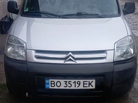 Серый Ситроен Берлинго, объемом двигателя 1.4 л и пробегом 230 тыс. км за 3700 $, фото 1 на Automoto.ua