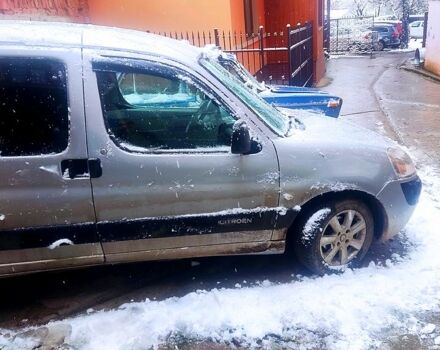 Серый Ситроен Берлинго, объемом двигателя 1.6 л и пробегом 280 тыс. км за 3900 $, фото 1 на Automoto.ua