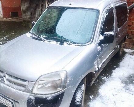 Серый Ситроен Берлинго, объемом двигателя 1.6 л и пробегом 280 тыс. км за 3900 $, фото 1 на Automoto.ua