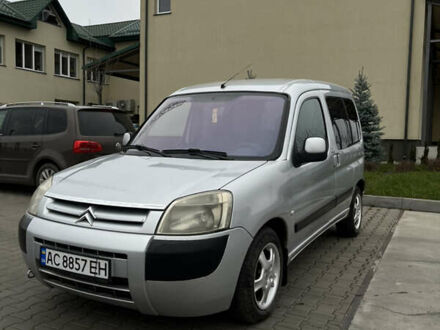 Серый Ситроен Берлинго, объемом двигателя 1.59 л и пробегом 242 тыс. км за 3000 $, фото 1 на Automoto.ua