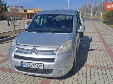 Сітроен Берлінго 2009 у Измаиле на Automoto.ua Сірий Сітроен Берлінго, об'ємом двигуна 1.56 л та пробігом 245 тис. км за 5699 $, фото 1 на Automoto.ua