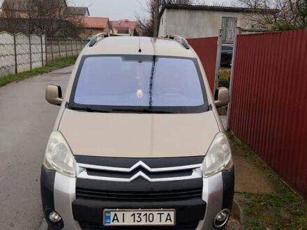 Серый Ситроен Берлинго, объемом двигателя 1.56 л и пробегом 304 тыс. км за 6750 $, фото 1 на Automoto.ua