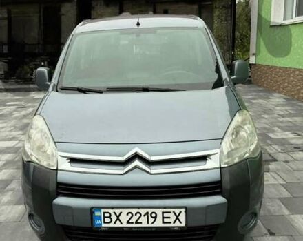 Серый Ситроен Берлинго, объемом двигателя 1.6 л и пробегом 225 тыс. км за 6000 $, фото 1 на Automoto.ua