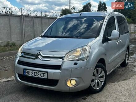 Сітроен Берлінго 2011 у Рівному на Automoto.ua Сірий Сітроен Берлінго, об'ємом двигуна 1.6 л та пробігом 269 тис. км за 6450 $, фото 1 на Automoto.ua